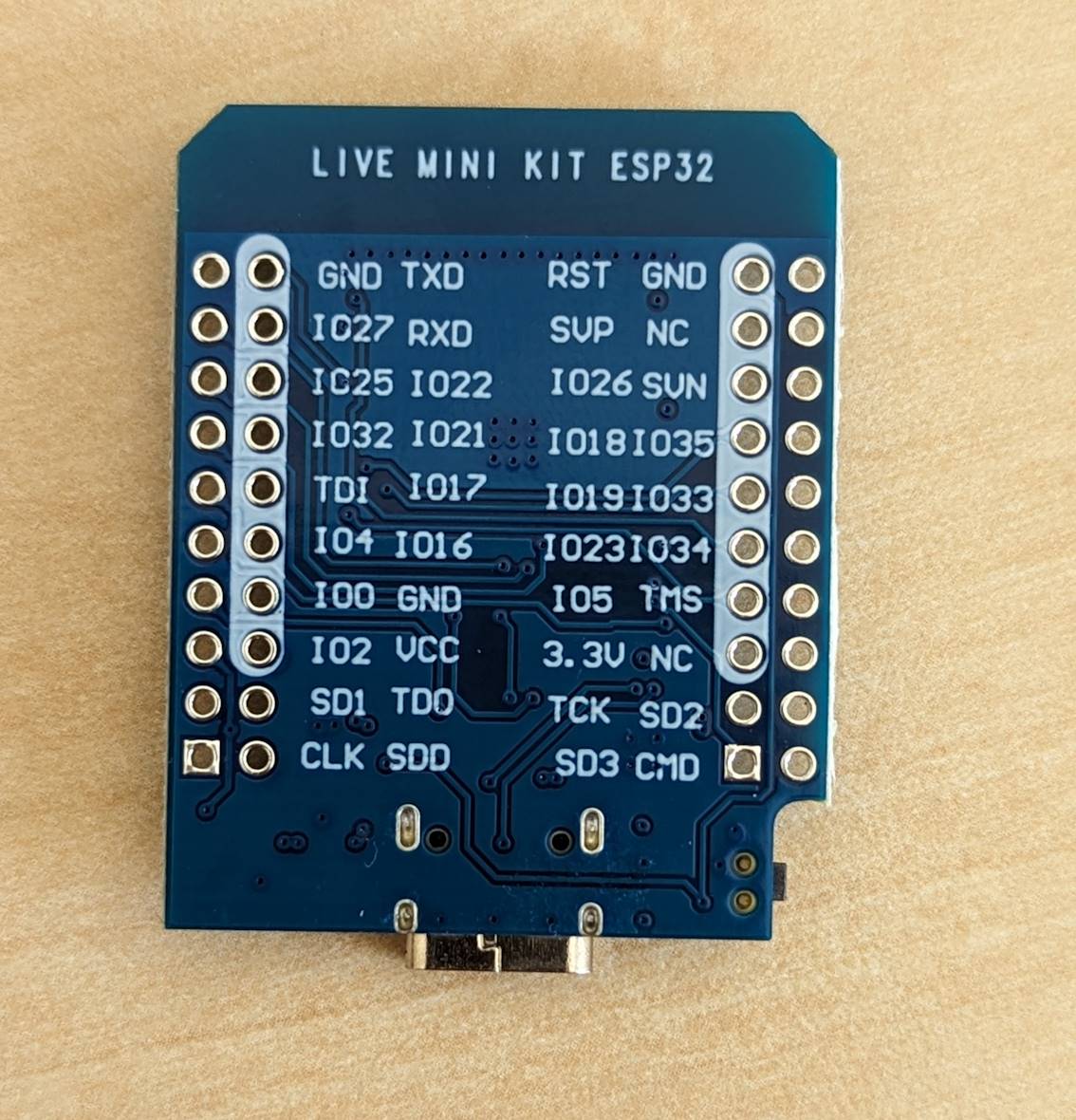 Wemos D1 Mini ESP32 - Back